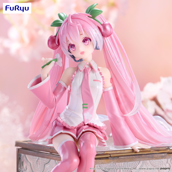 Hatsune Miku Noodle Stopper Figure Sakura Miku 2024 Pearl Color ver. FuRyu