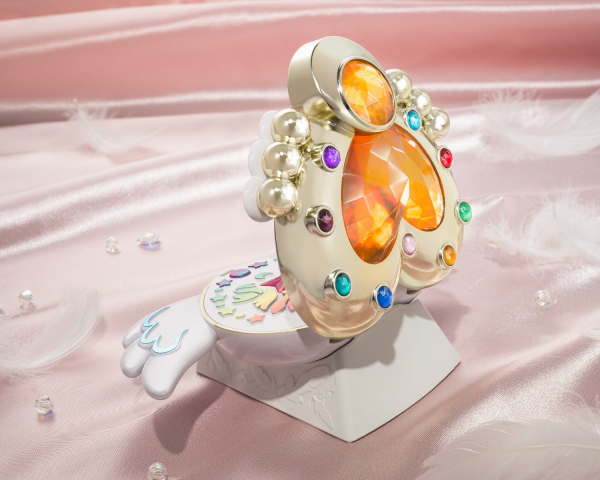 Sailor Moon BANDAI Spirits Eternal Moon Article