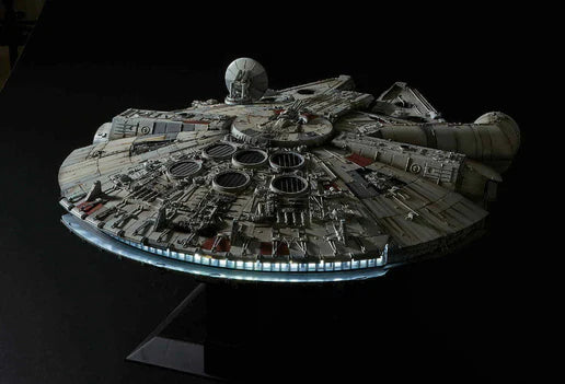STAR WARS 1/72 PG Millennium Falcon Perfect Grade Bandai Model Kit