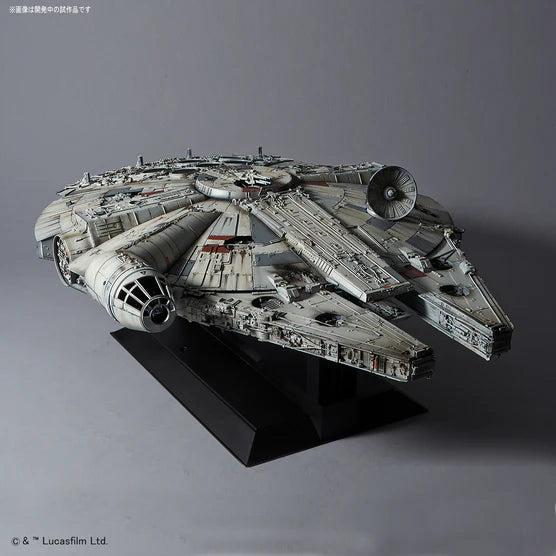 STAR WARS 1/72 PG Millennium Falcon Perfect Grade Bandai Model Kit