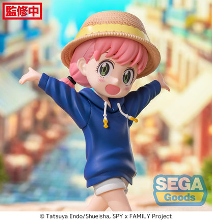 Spy x Family SEGA Series Anya Forger Resort! Luminasta Figure