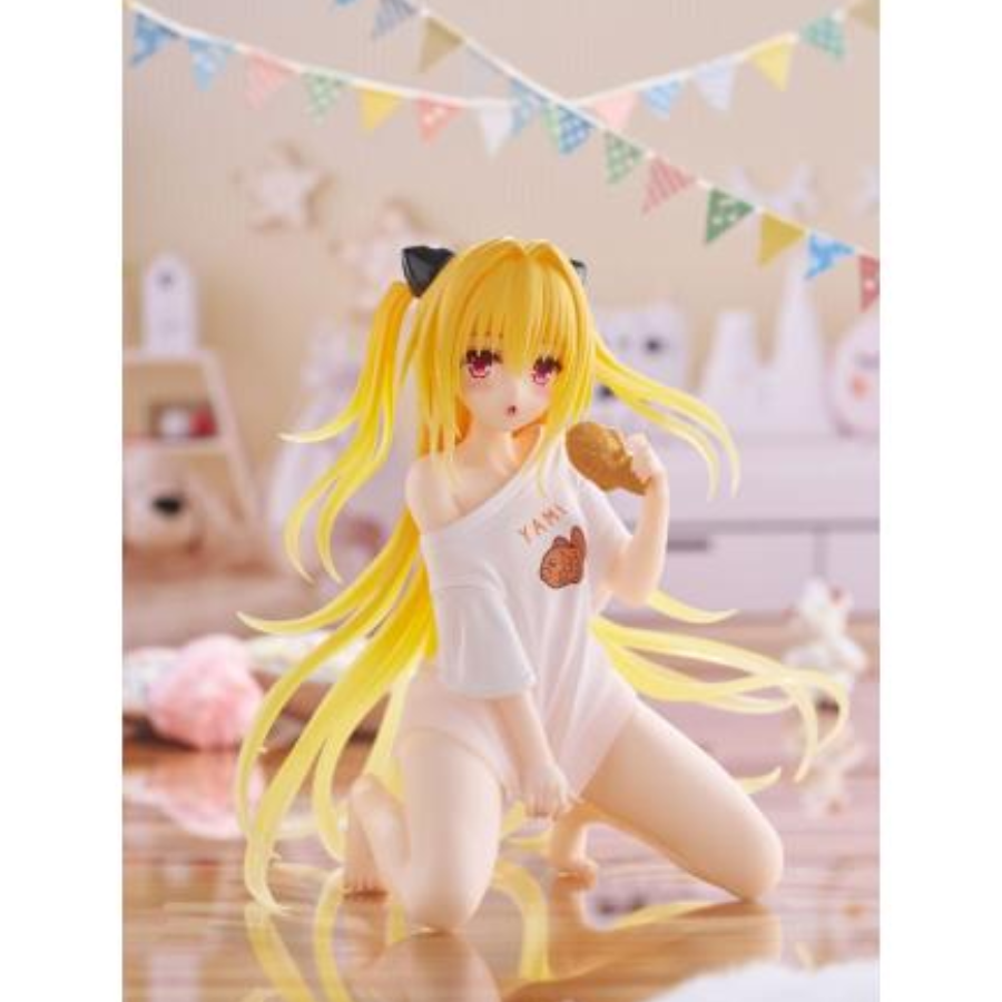 To Love-Ru Darkness Desktop Cute Figure Golden Darkness (Roomwear Ver.)TAITO