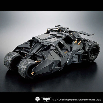 Batmobile 2006 Tumbler Tank Batman Begins 1/35 Bandai Model Kit