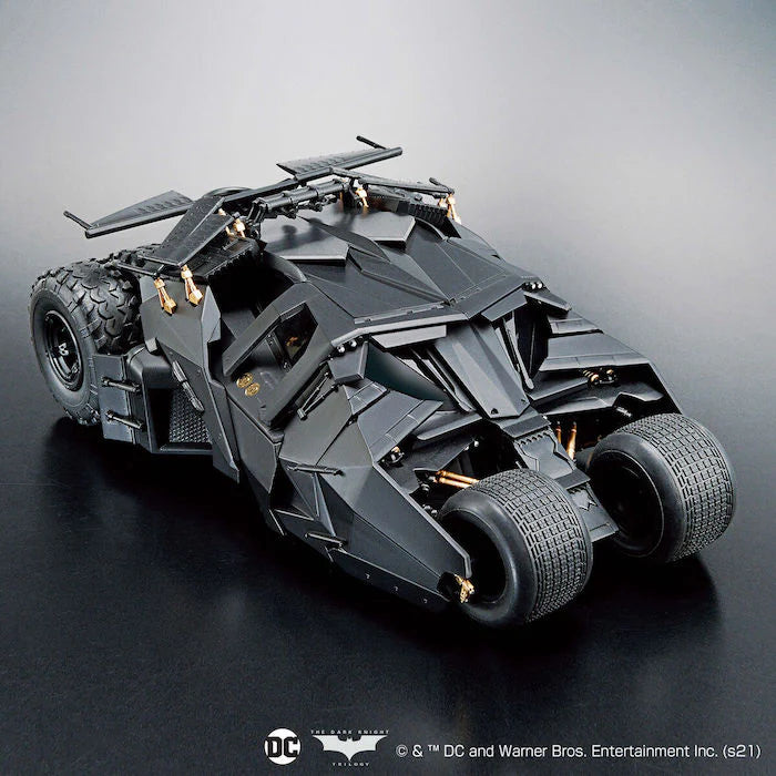 Batmobile 2006 Tumbler Tank Batman Begins 1/35 Bandai Model Kit