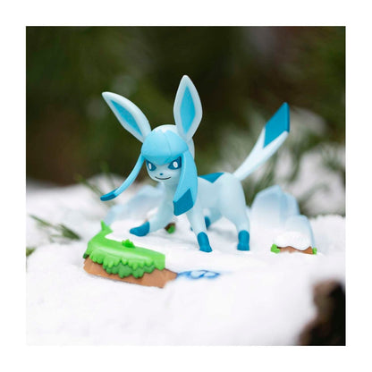 Pokémon An Afternoon with Eevee & Friends: Glaceon Figure by Funko