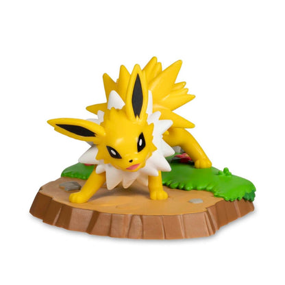 Pokémon An Afternoon with Eevee & Friends: Jolteon Figure by Funko