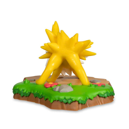 Pokémon An Afternoon with Eevee & Friends: Jolteon Figure by Funko