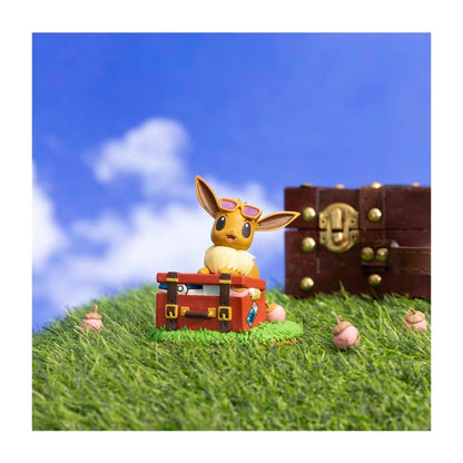 Pokémon Delicious Adventure: Eevee All Packed Figure