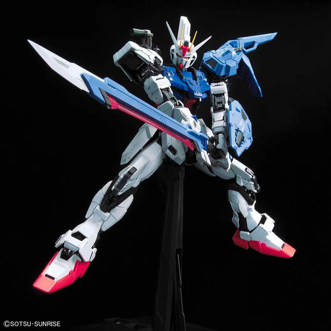 PG GAT-X105+AQM/E-YM1 Perfect Strike Gundam 1/60