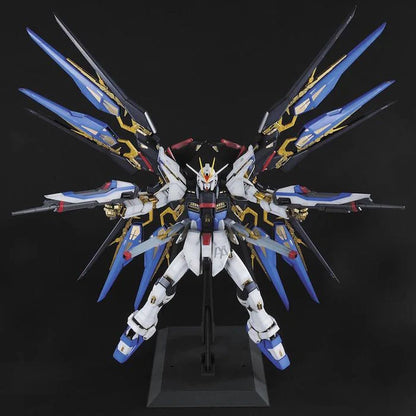 PG ZGMF-X20A Strike Freedom Gundam 1/60