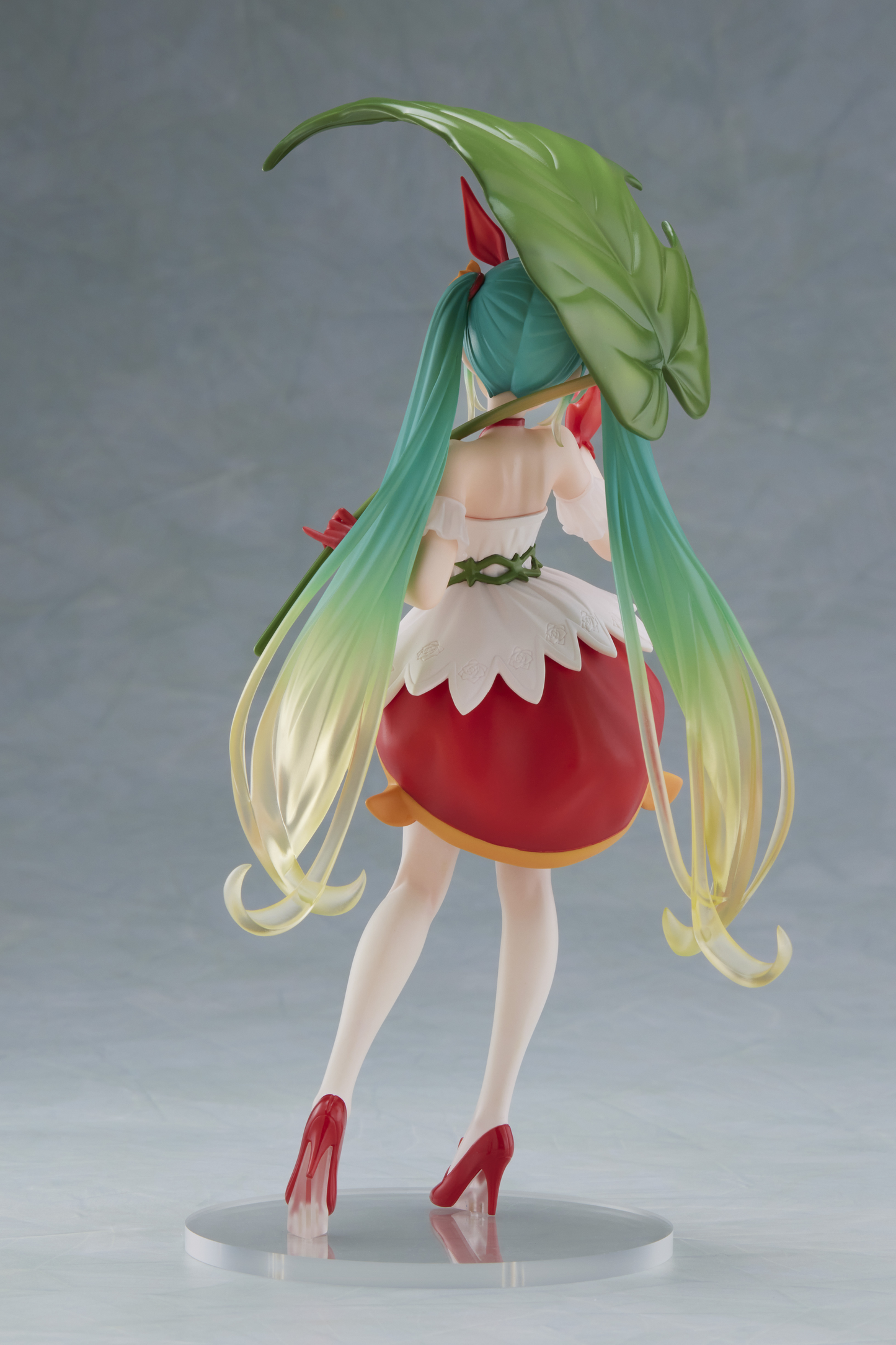 Hatsune Miku Wonderland Figure Thumbelina TAITO