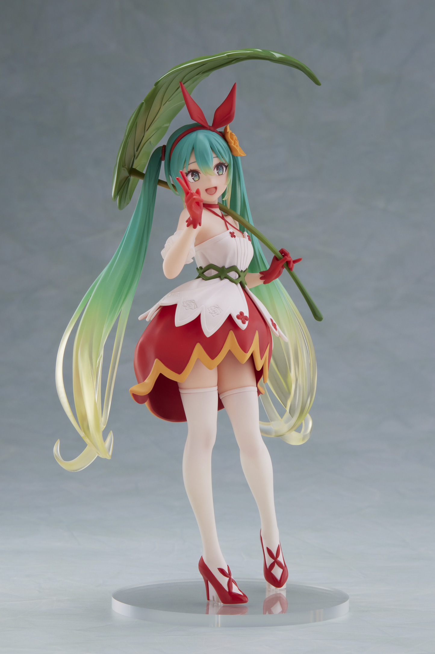 Hatsune Miku Wonderland Figure Thumbelina TAITO