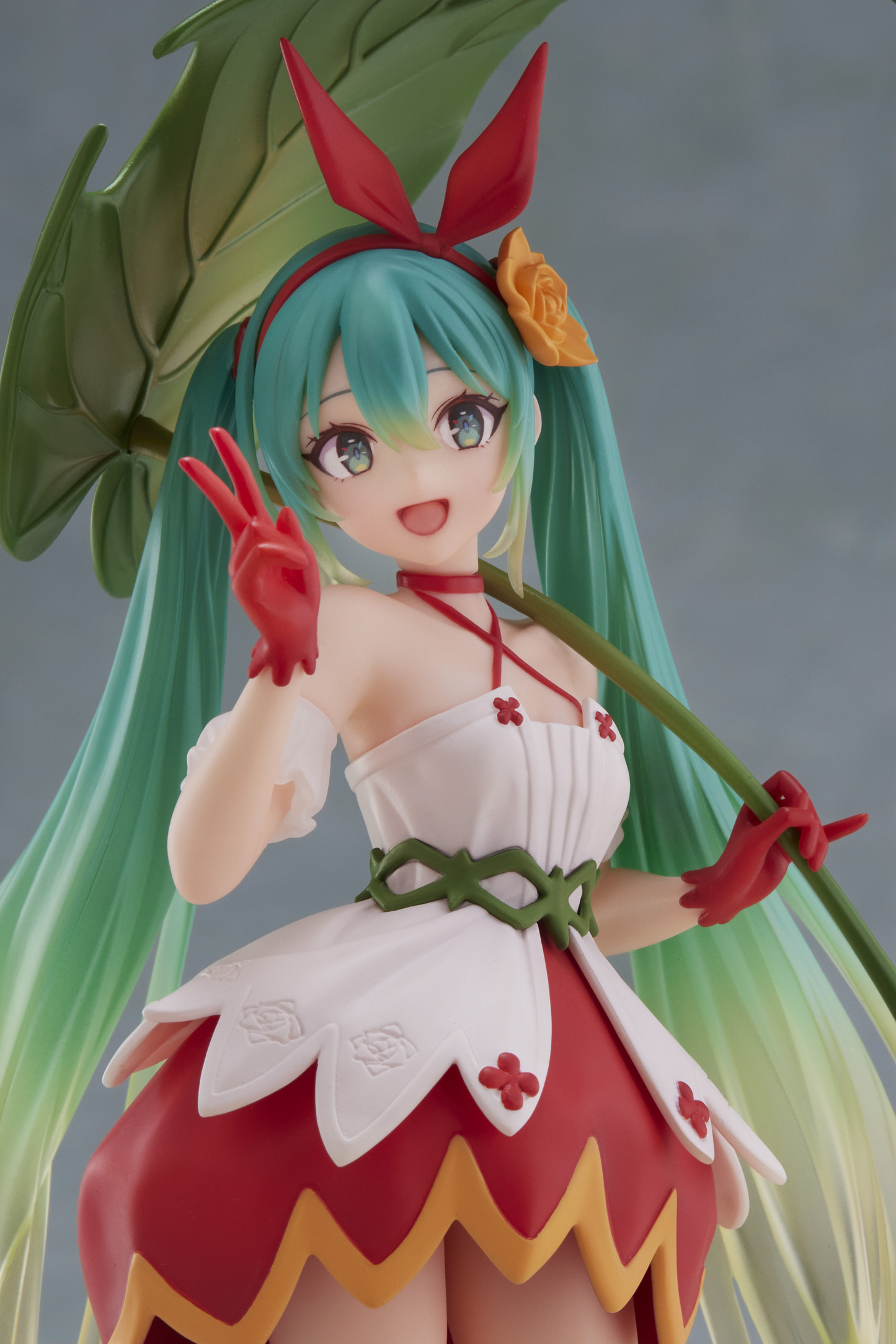 Hatsune Miku Wonderland Figure Thumbelina TAITO