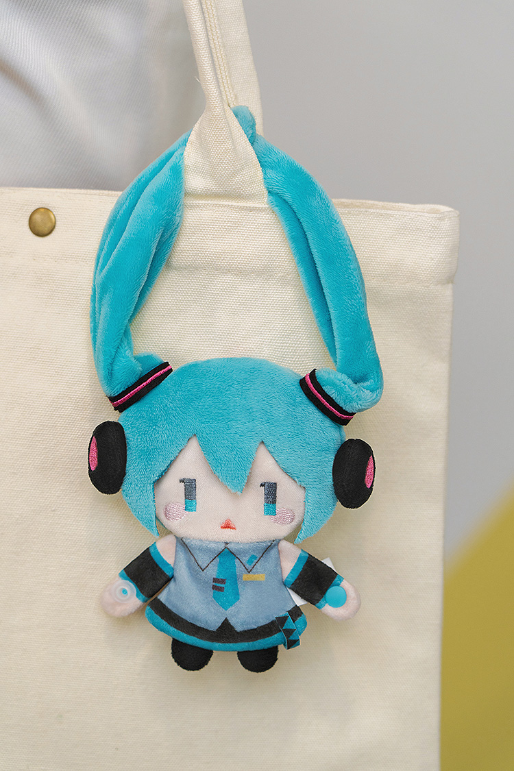 Hatsune Miku Keychain Pouch Character Vocal Series 01: GOOD SMILE COMPANY