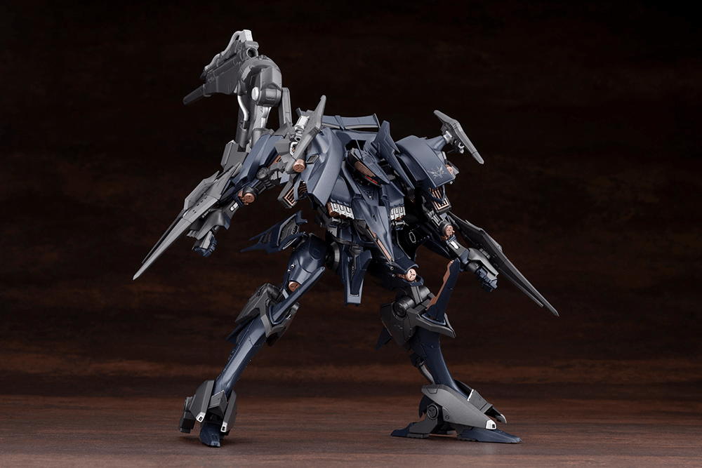 ARMORED CORE RAYLEONARD 03-AALIYAH Orlea KOTOBUKIYA