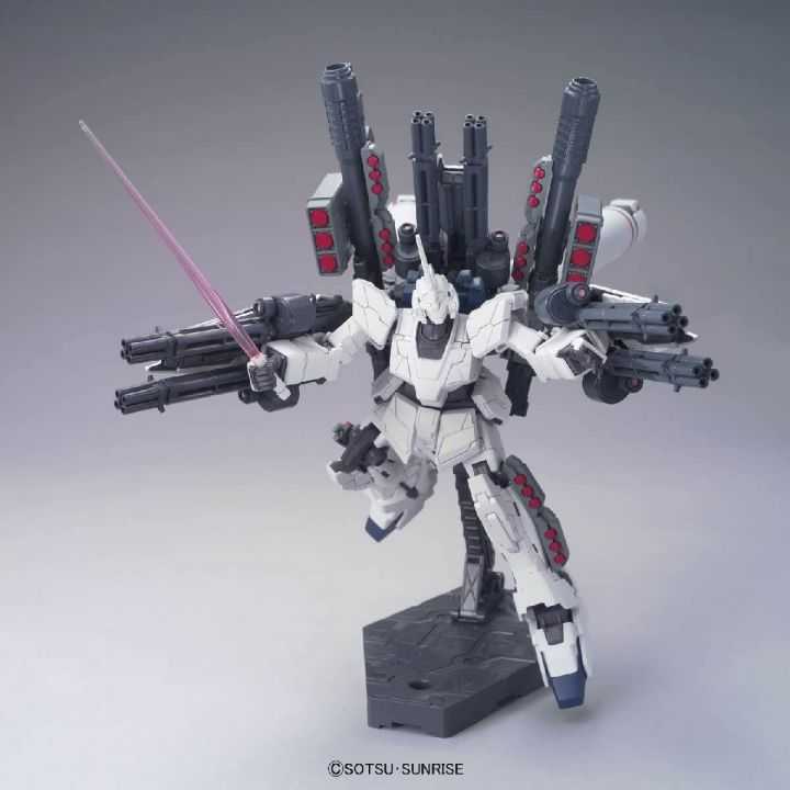 HGUC 156 RX-0 Full Armor Unicorn Gundam (Unicorn Mode)