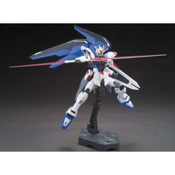 HGCE 192 ZGMF-X10A Freedom Gundam (Revive Ver.)