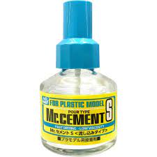 MC129 Mr. Cement S BRUSH ON 40ml