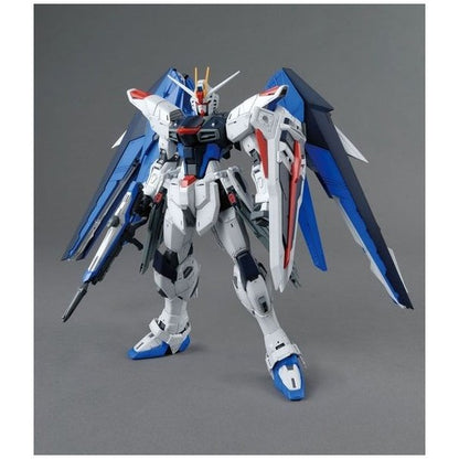 MG 192 ZGMF-X10A Freedom Gundam Ver.2.0