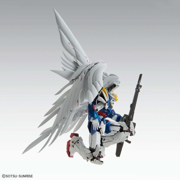 MG 215 XXXG-00W0 Wing Gundam Zero EW 